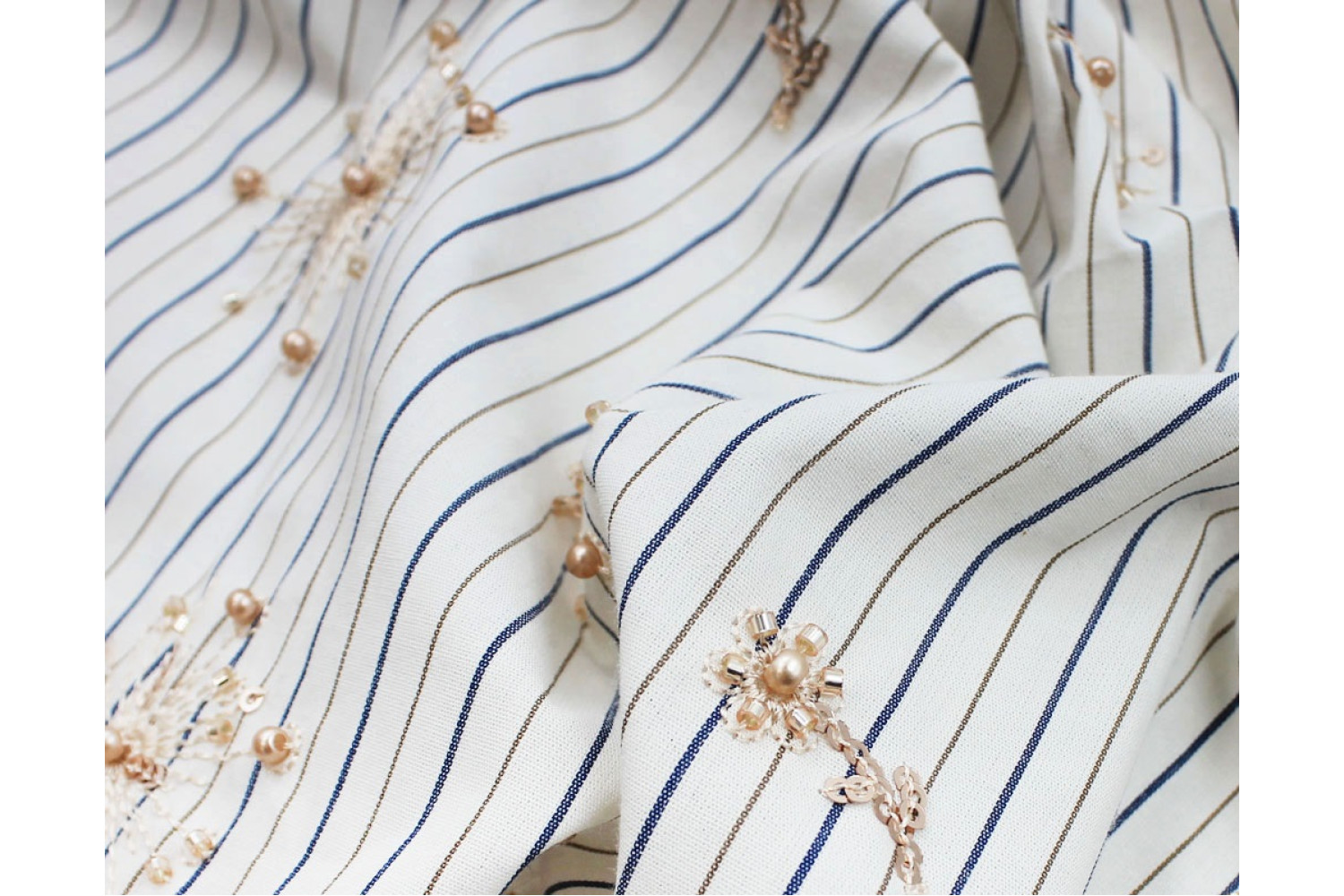 Вышитая ткань: виды, особенности и как выбрать материал для одежды