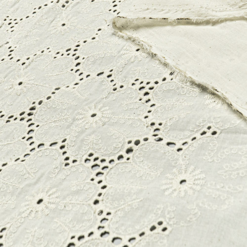 Вышивка на хлопке