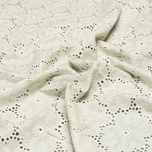 Вышивка на хлопке