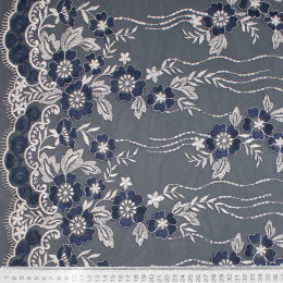 ВЫШИВКА НА СЕТКЕ