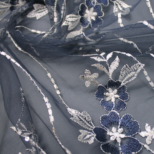 ВЫШИВКА НА СЕТКЕ