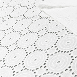 Вышивка на хлопке