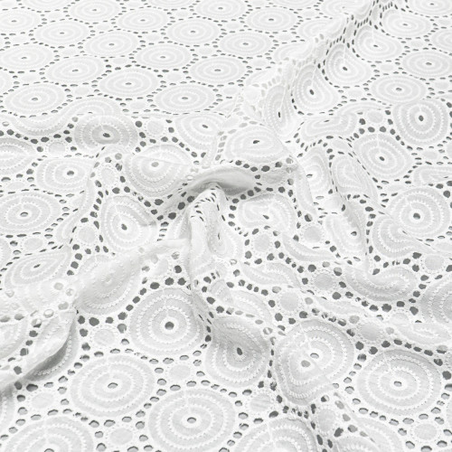 Вышивка на хлопке