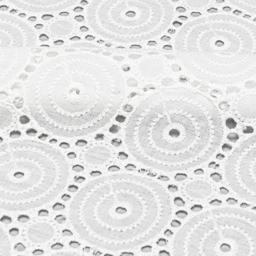 Вышивка на хлопке