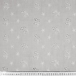 Вышитая ткань