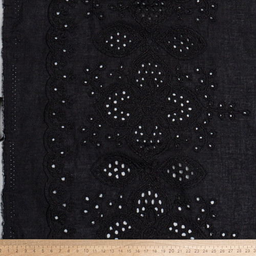 Вышивка на хлопке