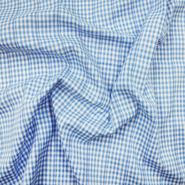 Вышитая ткань