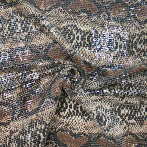 Трикотаж с пайетками