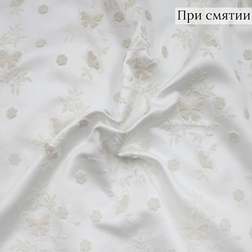 Ткань атласная белая с апликацией