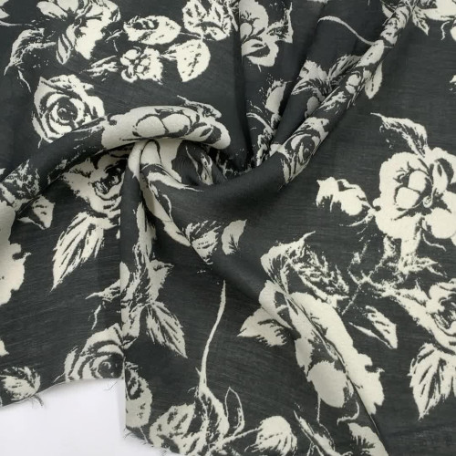 Ткань вуаль, батист в розы